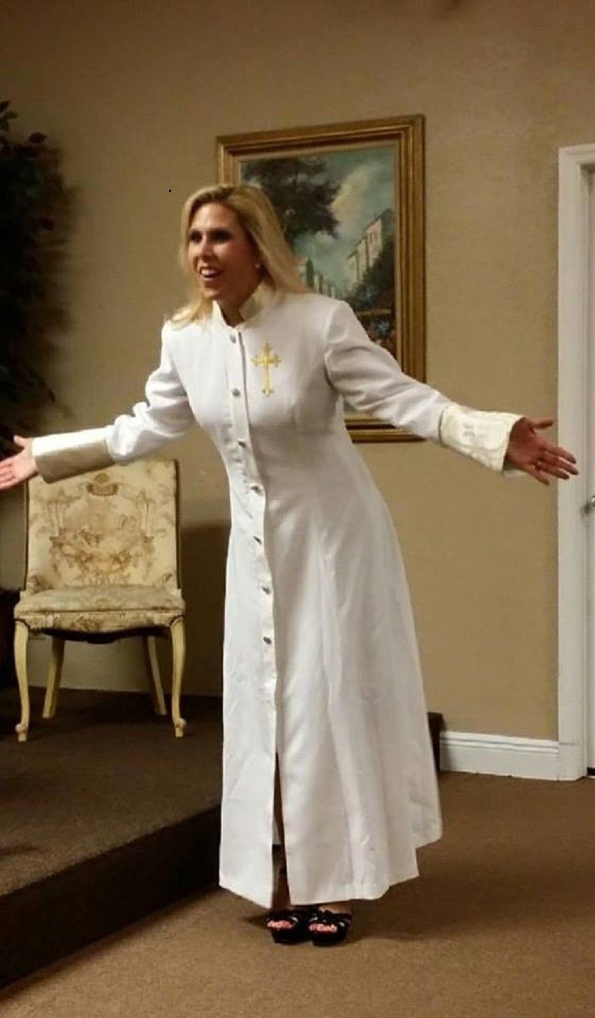 Elizabeth – Clergy Robe for Women – vesselsofglory